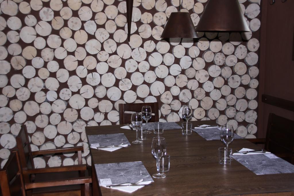 Apartahotel Tres Quinones Sallent de Gállego Buitenkant foto